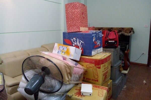 Thực hiện thanh lý để bỏ bớt những đồ đạc không cần thiết