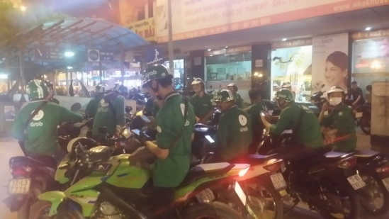 các tài xế Grap tập trung