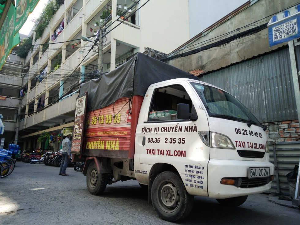 Xe tải dịch vụ chuyển nhà quận Bình Tân công ty Xá Lợi