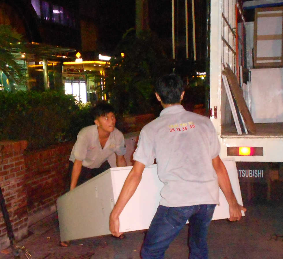 Dịch vụ chuyển nhà trọn gói quận Tân Phú công ty Xá Lợi