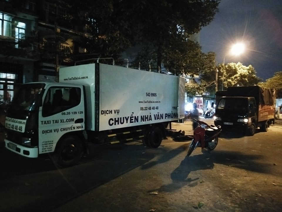 Xe tải chuyển nhà quận 11 chuyên dụng công ty Xá Lợi