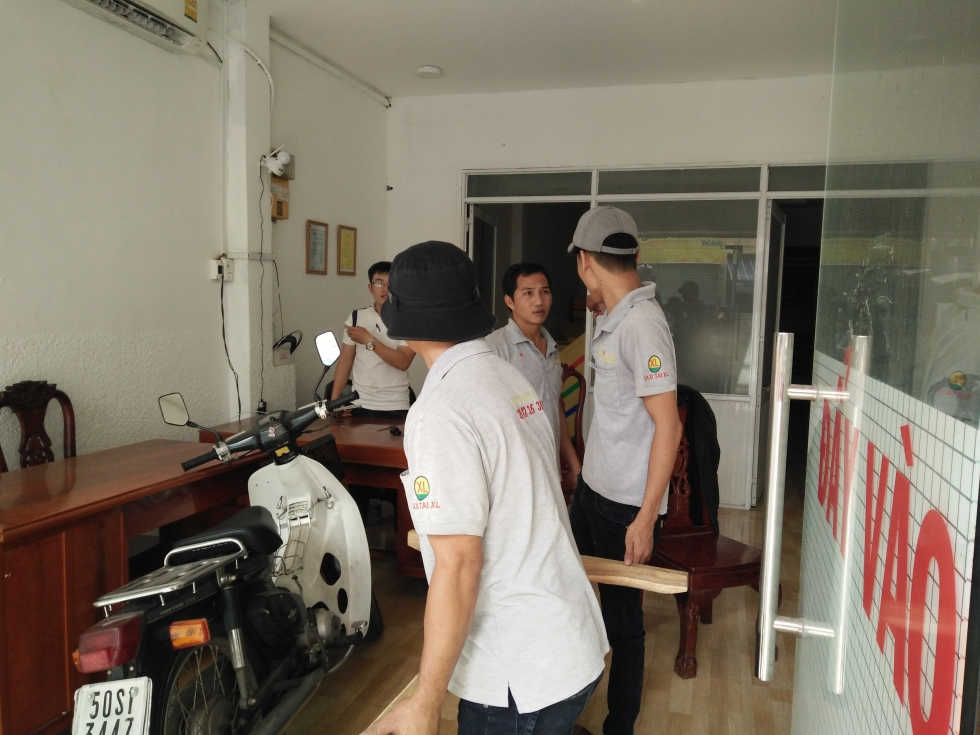 Chuyển nhà trọn gói quận 9 cty Xá Lợi