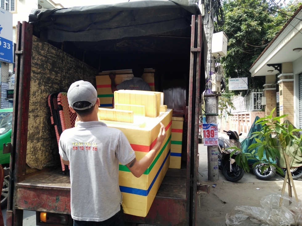 Xe taxi tải nhỏ chuyển nhà tại Xá Lợi