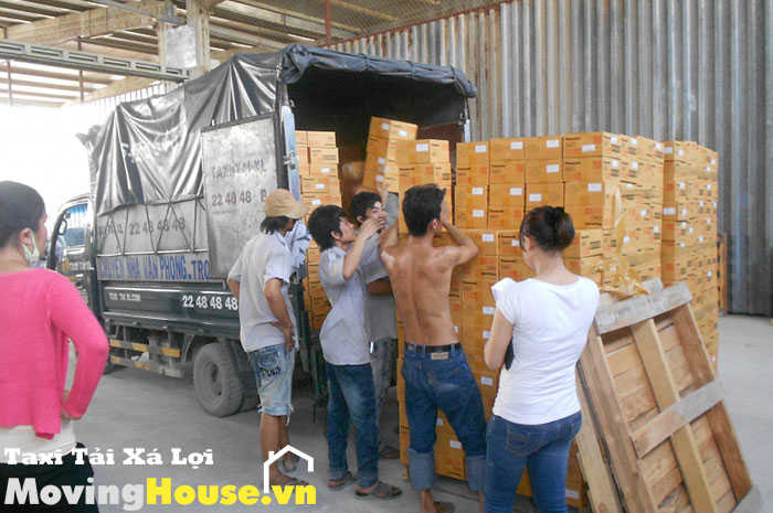 Nhân viên Movinghouse Nhân viên Movinghouse