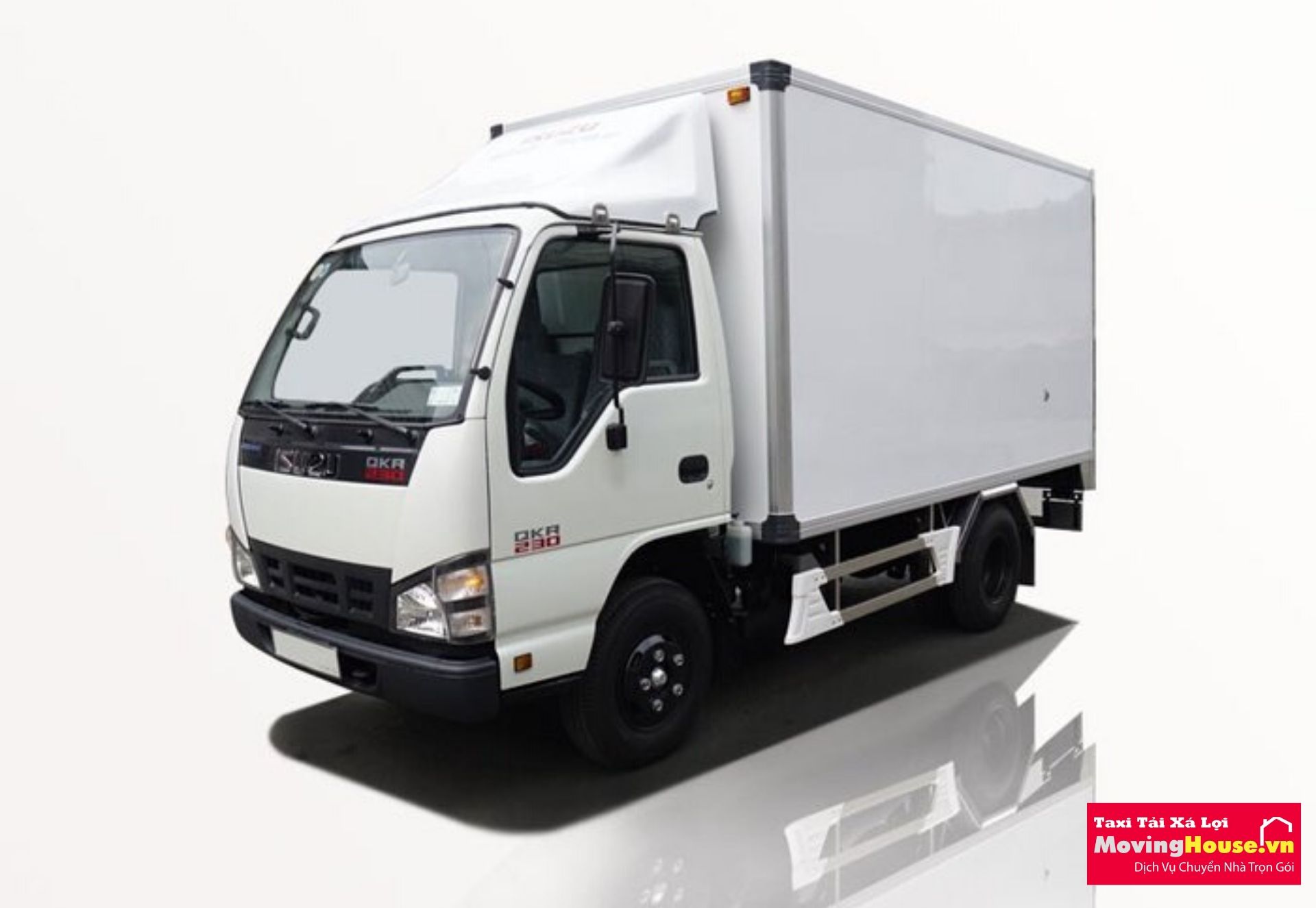 xe tải chở hàng