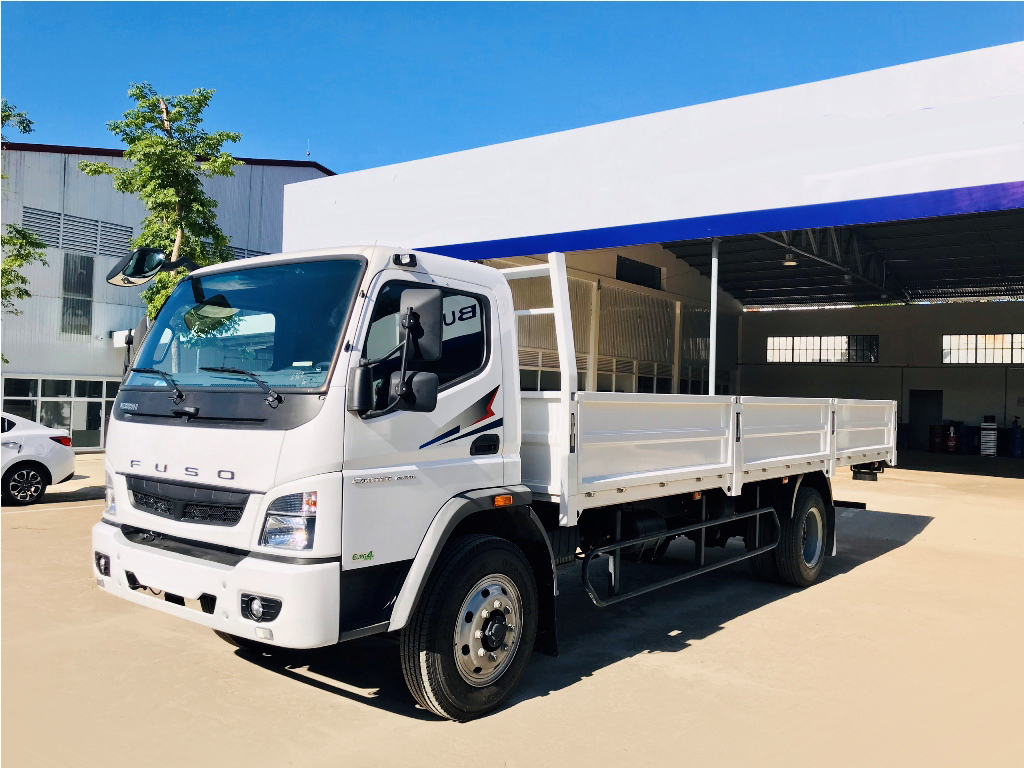 Xe tải chở hàng