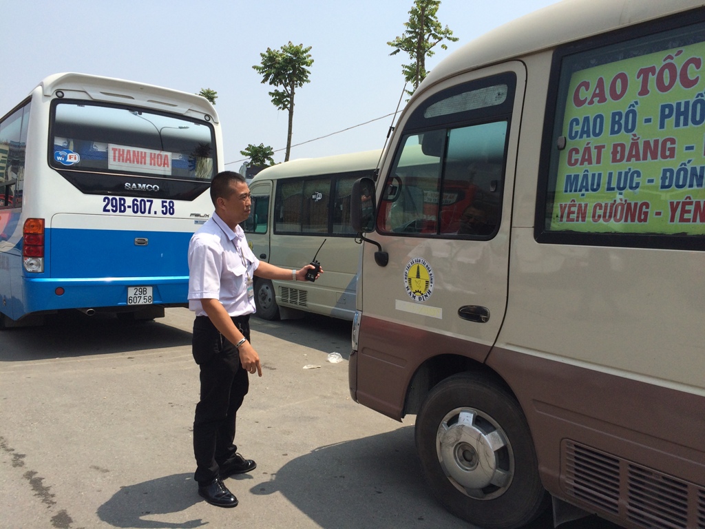 Thu hồi phù hiệu xe khách