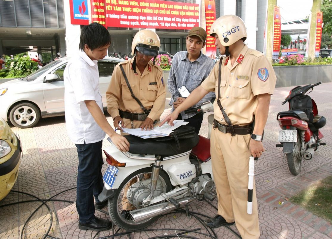 Xử lý vi phạm