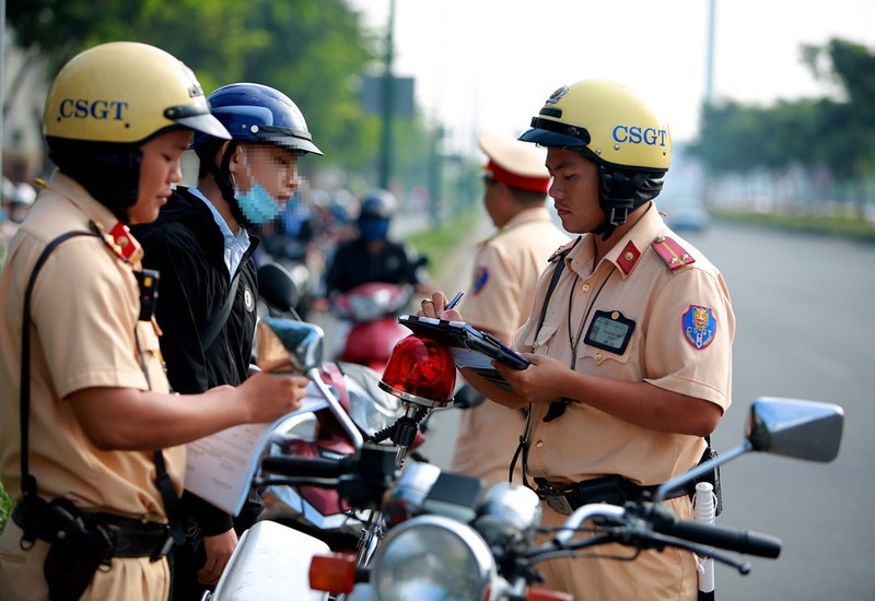 Xử lý vi phạm