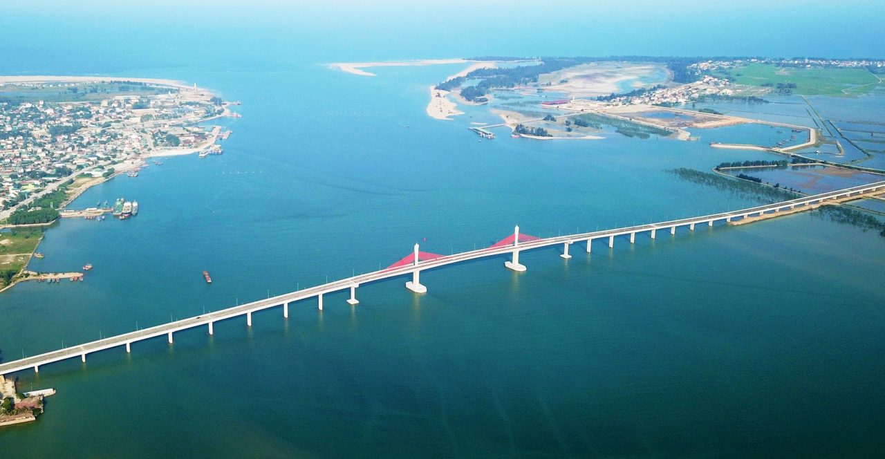 cầu cửa hội