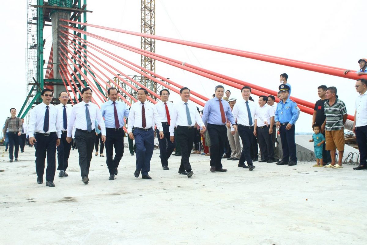 lễ thông xe cầu