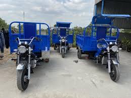 Xe ba gác chở hàng quận 9