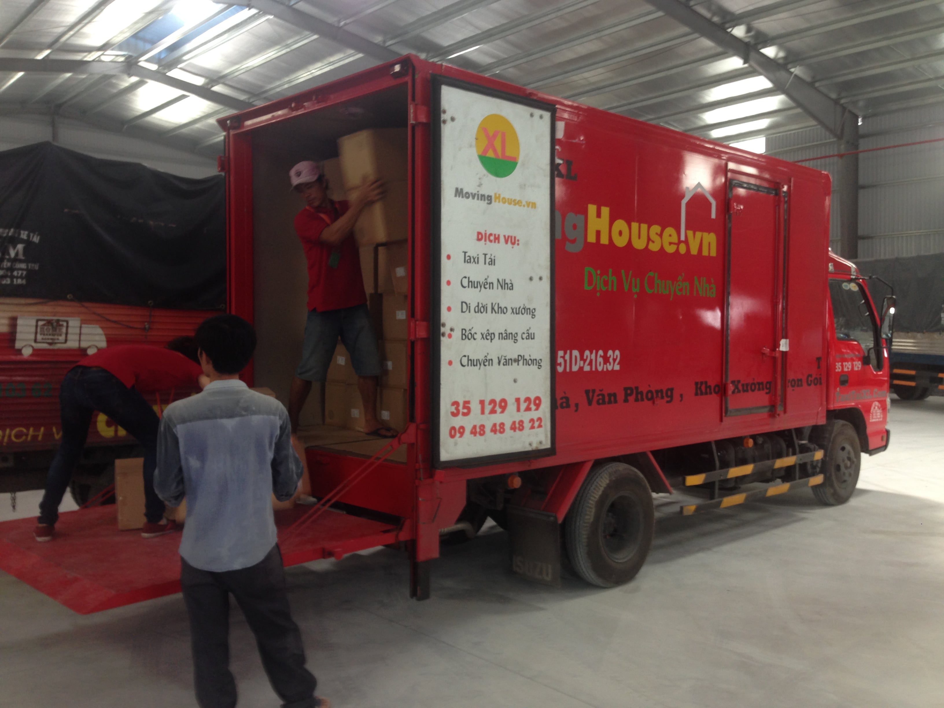 Dịch vụ chuyển nhà giá rẻ Moving House